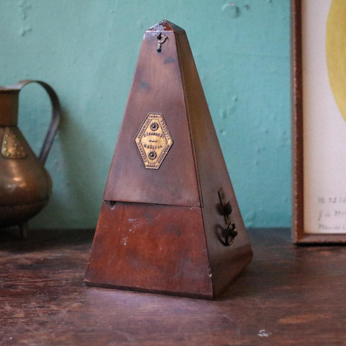 Antique maelzel metronome - antique, –