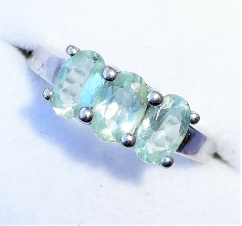 9ct white gold - white,