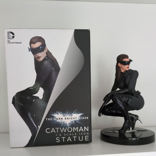 Collectibles the dark - collectibles,