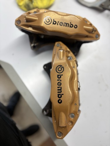 Subaru impreza sti - subaru, brembo