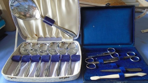Cased fruit spoons serving - &,
