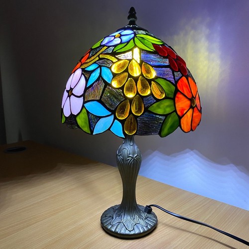 Tiffany style table - style,