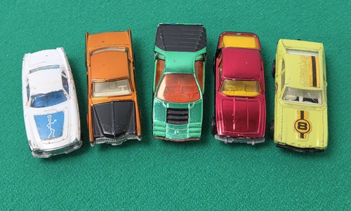 Corgi rockets 64 cars - x, 1:64