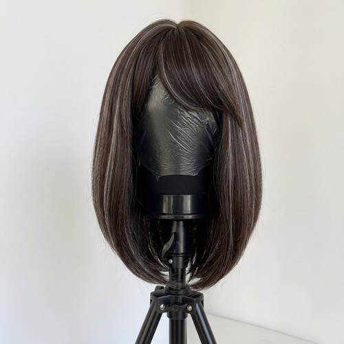 Synthetic hair short - short, straight