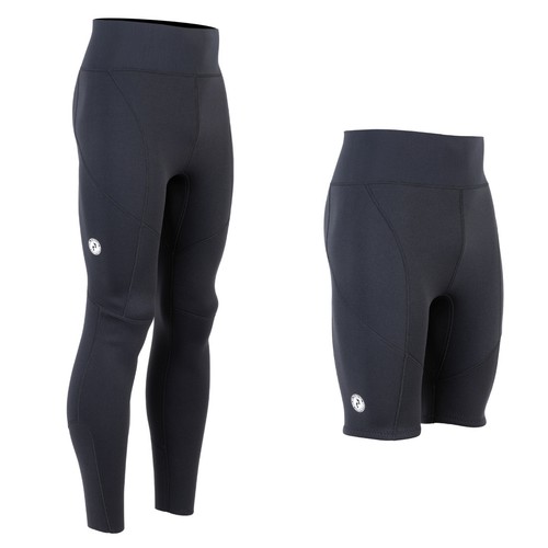 Two bare feet - men's, vista