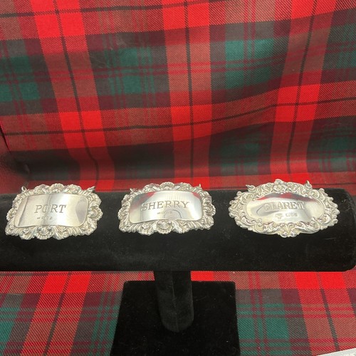 Fully hallmarked sterling - fully,