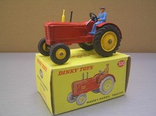 Dinky Toys 300 Massey Harris