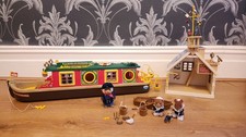 Sylvanian Families Tomy Canal