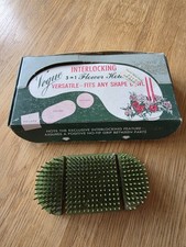 Vintage VOGUE Metal Pin Flower