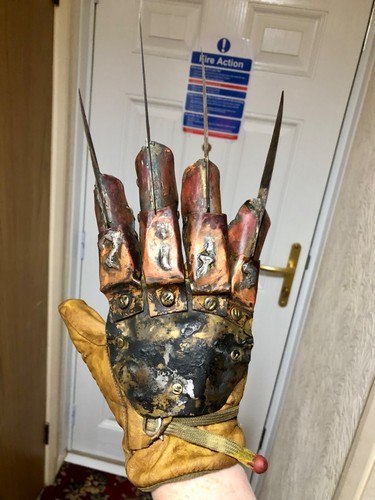 Mint con freddy - krueger, elm