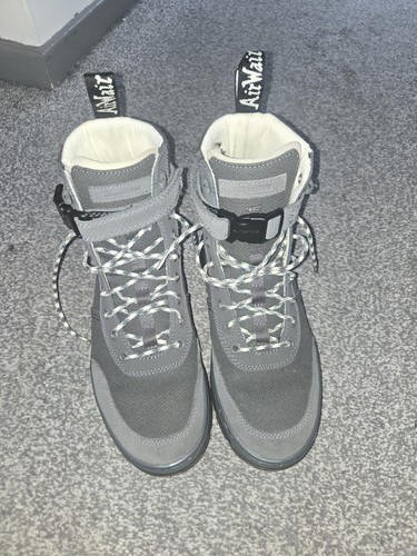 Martens size combs - 7, tech