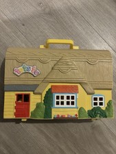 Tots Tv House With 3 Figures