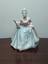 Vintage Figurine Royal Doulton