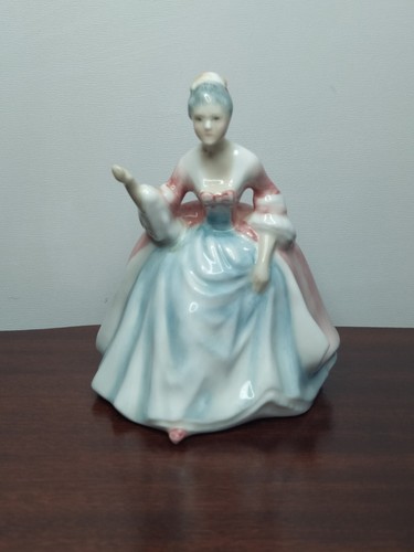 Vintage figurine royal doulton - figurine,