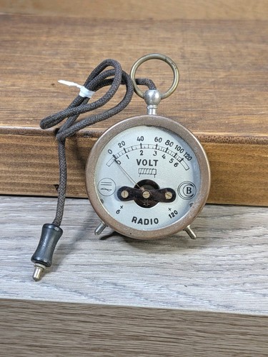 Vintage 1920s pocket watch - vintage,