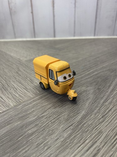 Disney pixar cars - cars, sal
