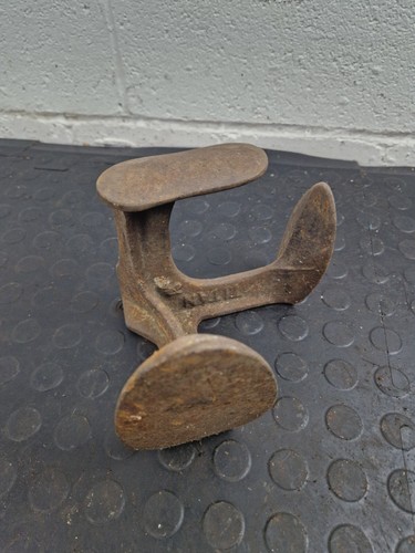 Vintage old cast - vintage, iron