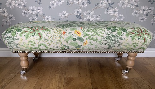 New footstool laura - a, in