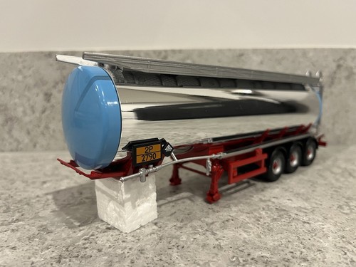 Corgi axle chrome tanker - 3-axle,