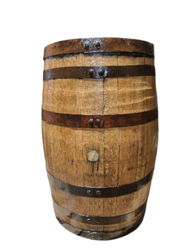 Sanded oiled rustic - oiled, whiskey