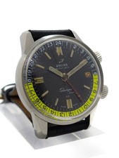 Enicar Sherpa Jet 33 wrist