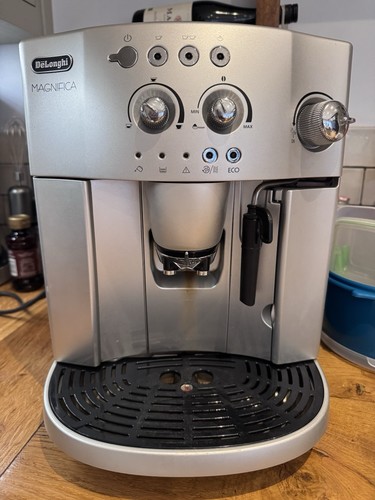 Longhi magnifica - de'longhi,