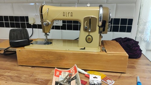 Sewing machine vintage - sewing,