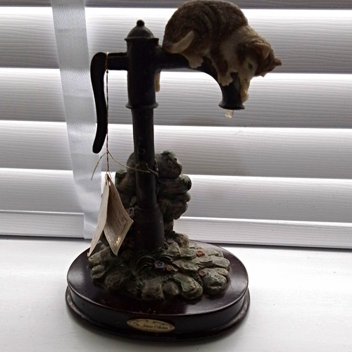The leonardo collection cat - leonardo,