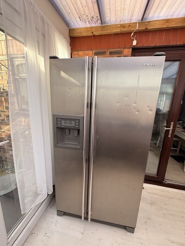 Samsung side stainless - side-by-side,