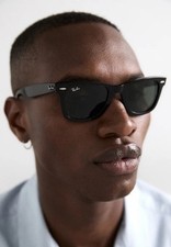 Ray-Ban Wayfarer Sunglasses