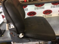 Sprung drivers seat / runners