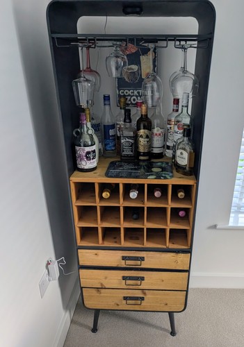Drinks cabinet - drinks,