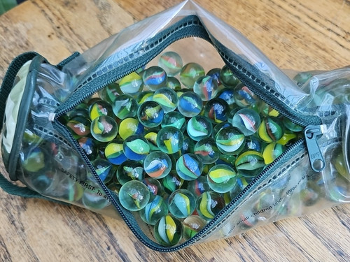 Job lot vintage glass cats - job,