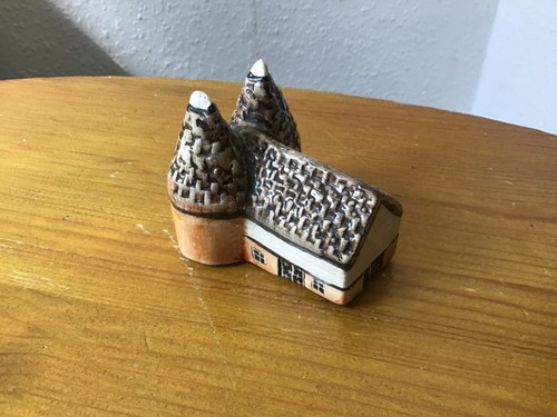 Tey pottery oast house - oast,