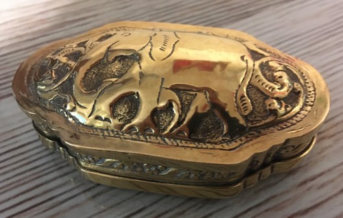 Antique brass snuff box - antique,
