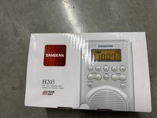 H205 Shower Radio AM/FM