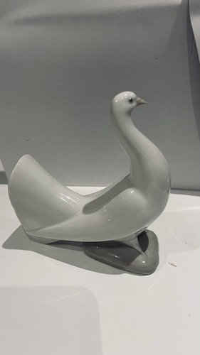 Vintage dao by - dao, lladro