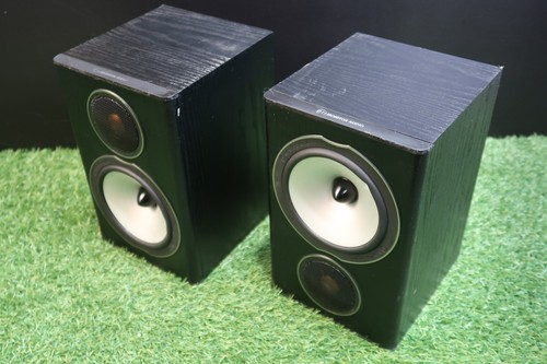Speakers monitor audio - -,