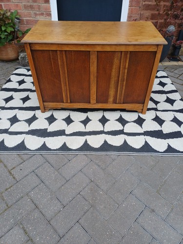 Vintage wooden blanket box - blanket,