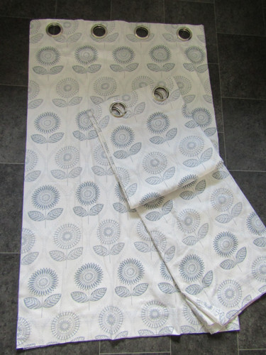 Laura ashley eyelet - laura,