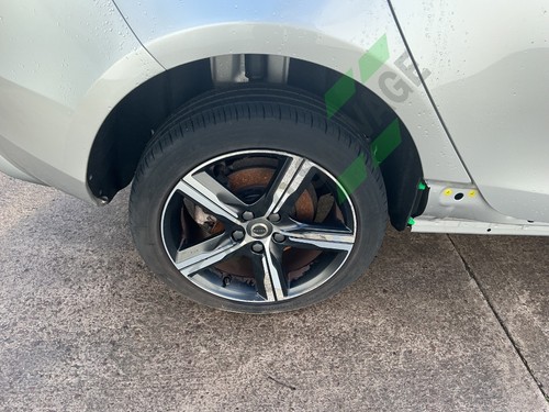 2016 volvo v40 alloy wheel - alloy, 225