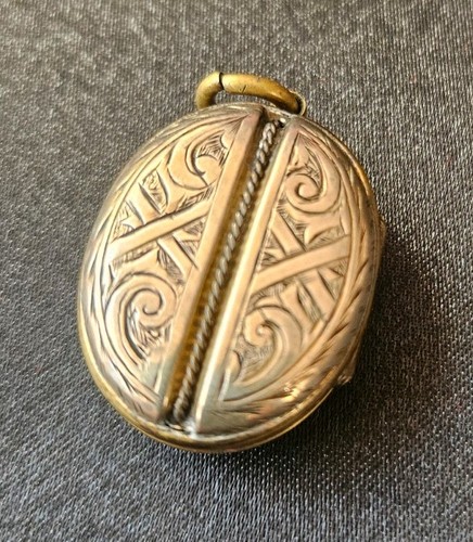 Antique victorian oval - antique, locket