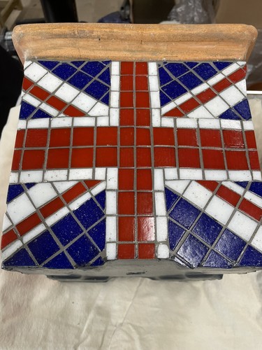 Mosaic hand crafted - plant, pot