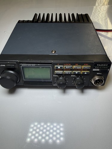 Yaesu 211rh fm - 2m,