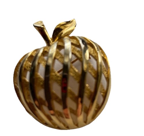 Vintage crown trifari apple - vintage,