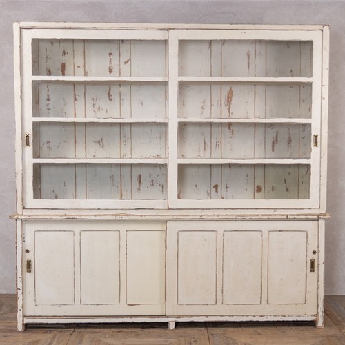 Large pine housekeepers - pine,