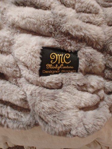 Minky couture hugs - couture, blanket