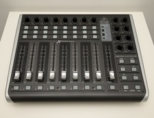 Behringer X-Touch Compact USB