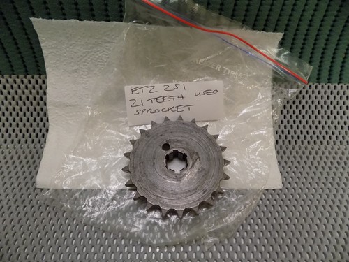 Etz 251 gearbox outgoing - etz,