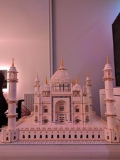Iconic LEGO 10256 Taj Mahal